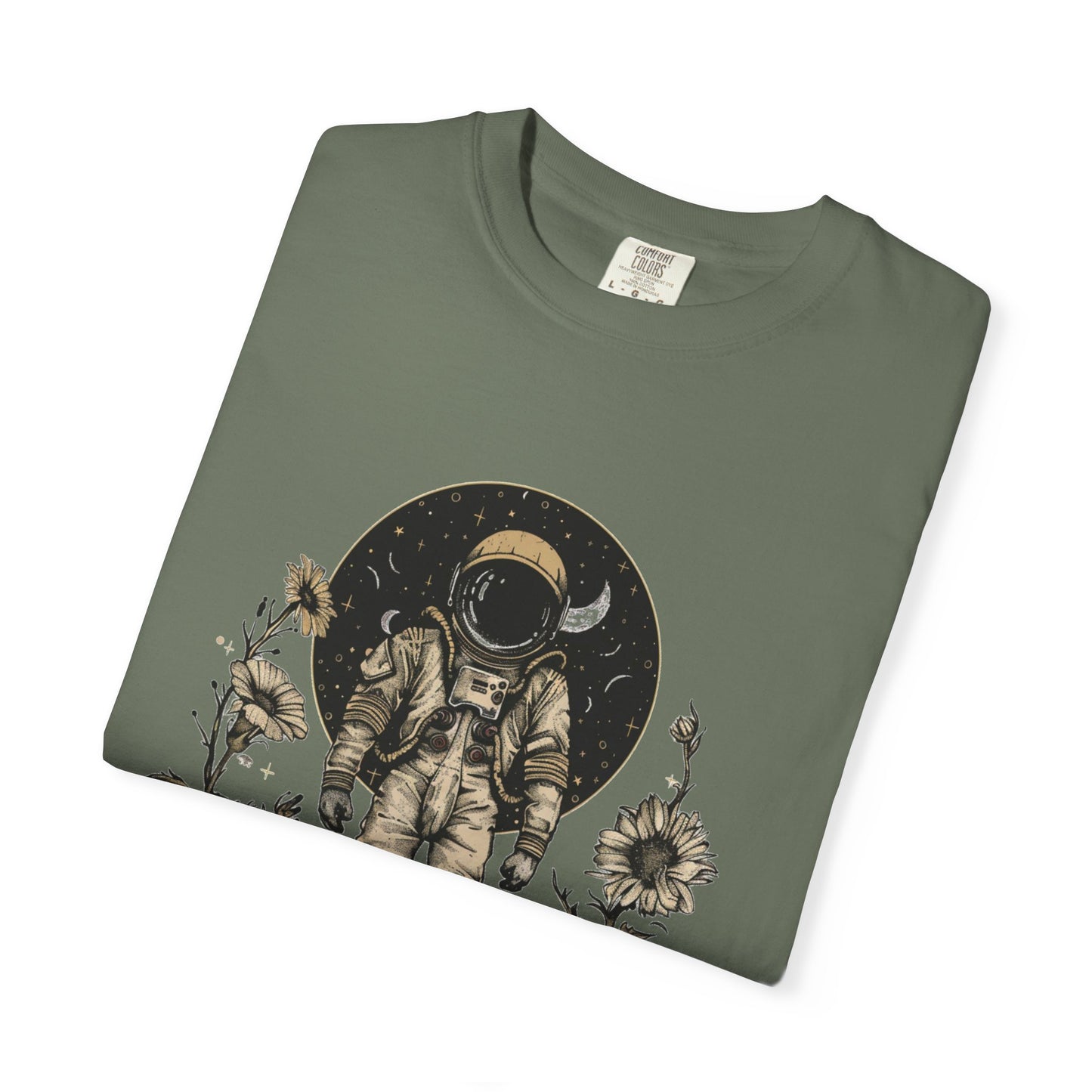 Astronaut Shirt, Boho Astronaut Shirt, Vintage Boho Womens Space Shirt design with flowers on a green t-shirt.
