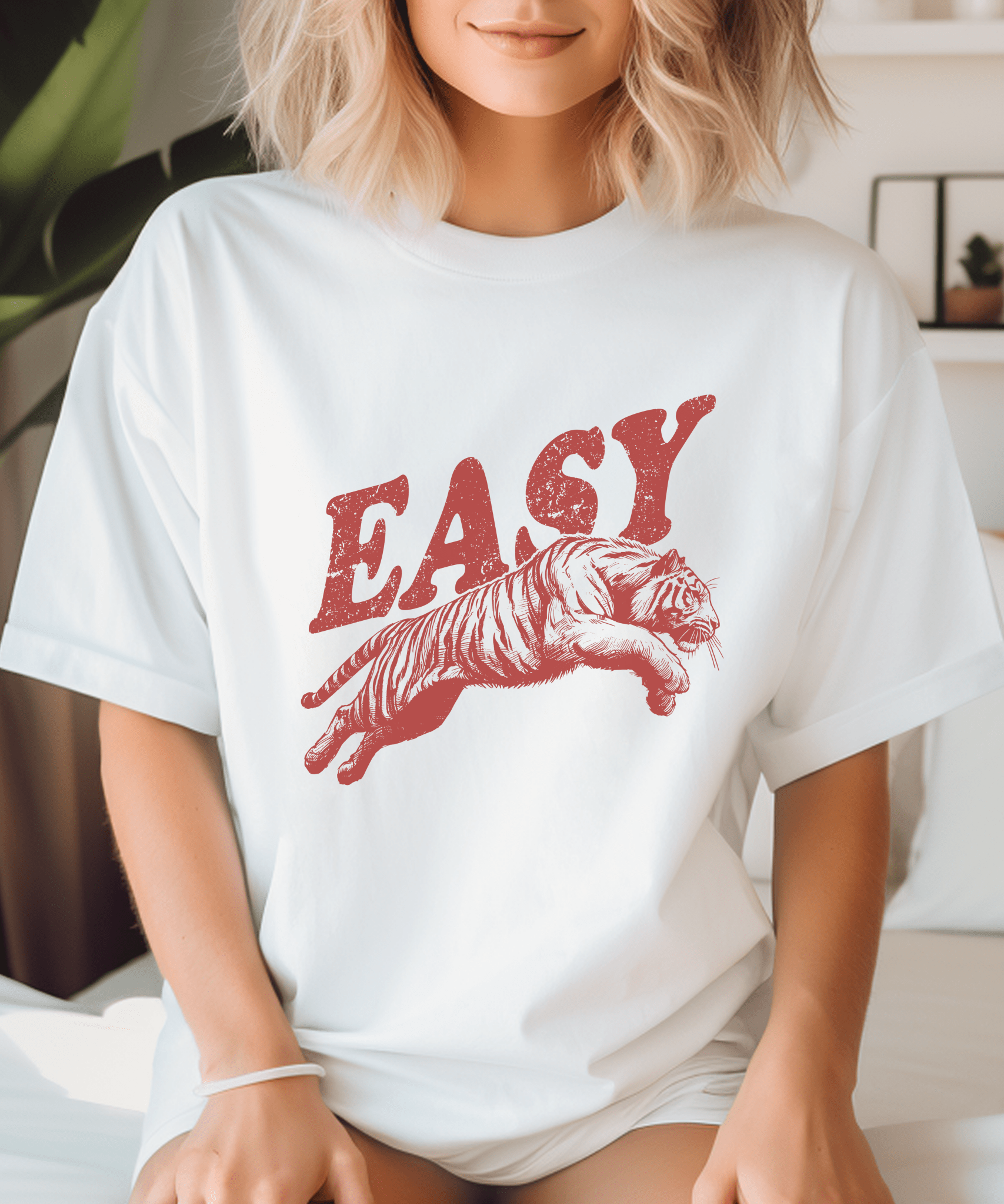 Easy Tiger Shirt, Retro Boho Tee, Hippie Clothes, Indie Shirt - Popbydesign