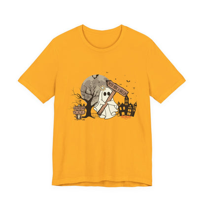 Funny Ghost Needing a Ride, Funny Ghost Shirt, Hitchhiking Ghost Shirt - Popbydesign