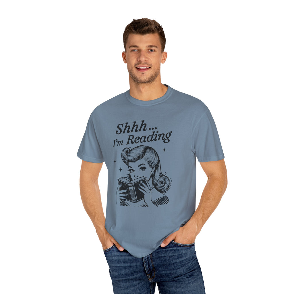 Shh I'm reading T-shirt, Book Lover Tee, Reading Gift by Printify